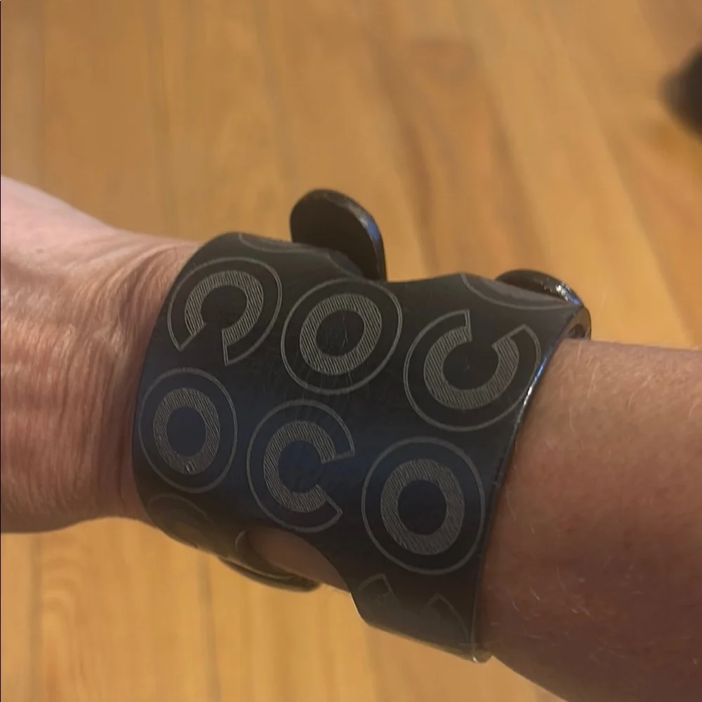 Chanel iconic COCO double bracelet - Picture 4 of 7